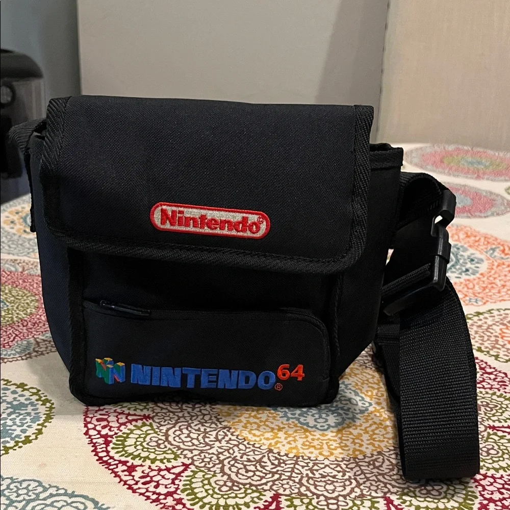 Nintendo Black Carrying Bag with Red Logo